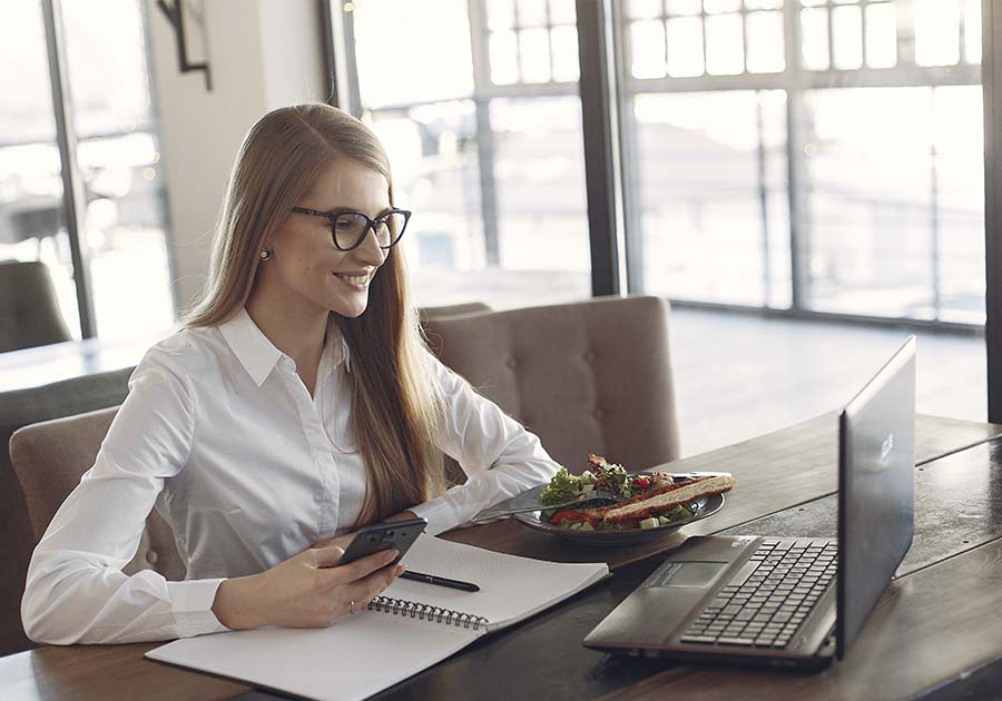 ¿Cómo impulsar las ventas o la atención al cliente desde una página web con la telefonía en la nube?